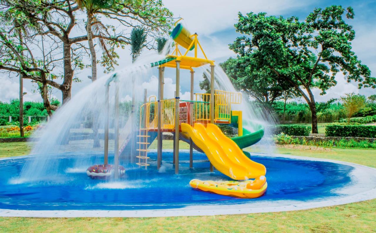 Acea Subic Beach Resort Luaran gambar