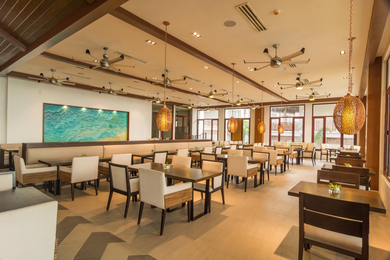 Acea Subic Beach Resort Luaran gambar
